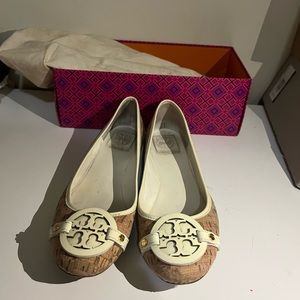 Tory Burch neutral flats - size 9.5